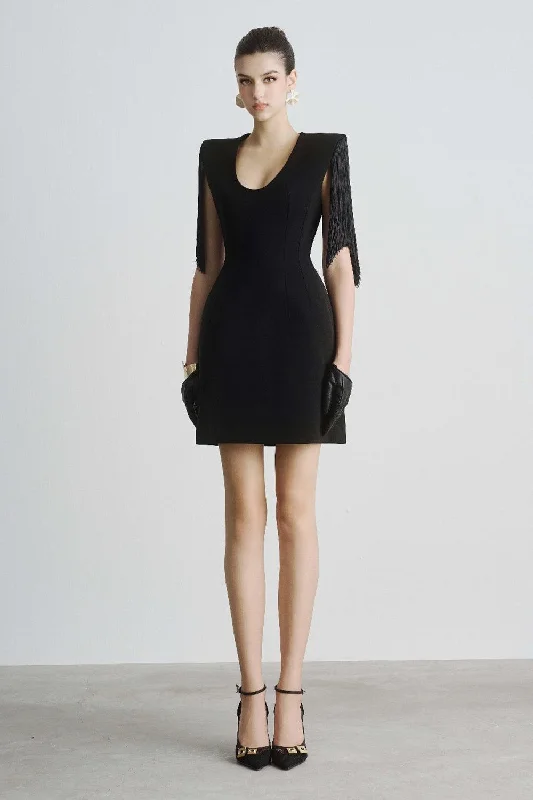 Party Dresses with Pleated Tulle Skirt and Sequined Geometric Shapes for Ladies' Princess and Modern LookPresley Cape Scoop Neck Polyester Mini Dress Party Dresses with Pleated Tulle Skirt and Sequined Geometric Shapes for Ladies' Princess and Modern LookPresley Cape Scoop Neck Polyester Mini Dress