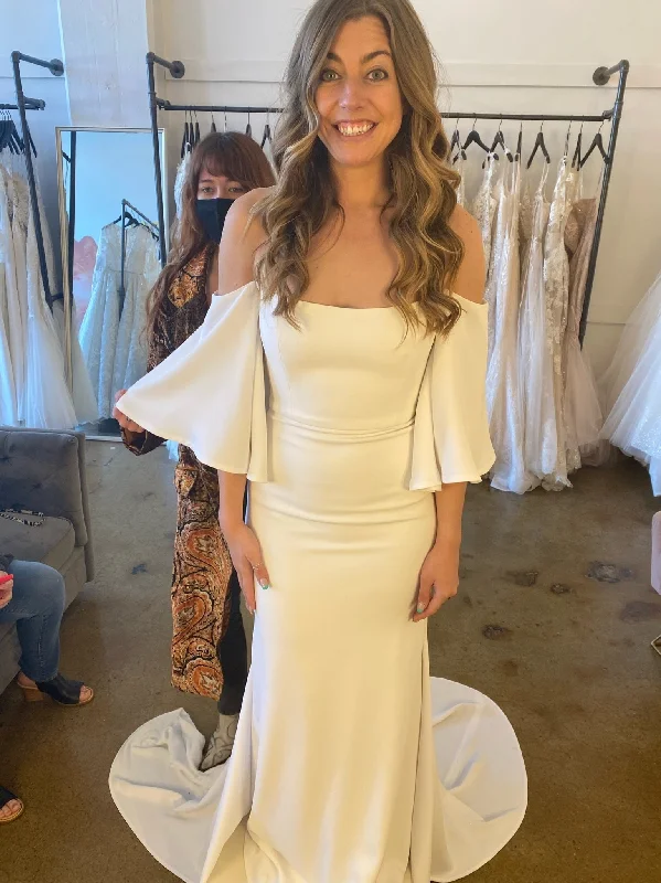 Mermaid Style Tulle Wedding Dresses with Sequined Skirt for Glamorous BridesAlyssa Kristin Sandra Mermaid Style Tulle Wedding Dresses with Sequined Skirt for Glamorous BridesAlyssa Kristin Sandra