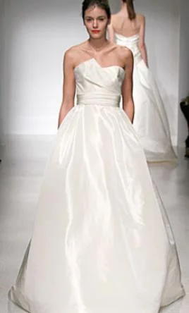 Organza Wedding Dresses with Sparkly Appliques and Beaded Waist for a Fairy Tale LookAmsale Lauren Organza Wedding Dresses with Sparkly Appliques and Beaded Waist for a Fairy Tale LookAmsale Lauren