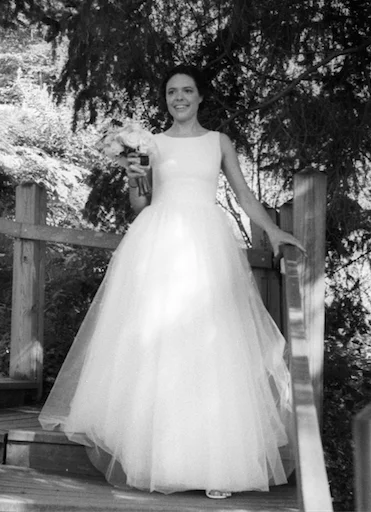Ombre Wedding Dresses with Gradient Colors for a Stunning Visual ImpactAmsale Libby Ombre Wedding Dresses with Gradient Colors for a Stunning Visual ImpactAmsale Libby