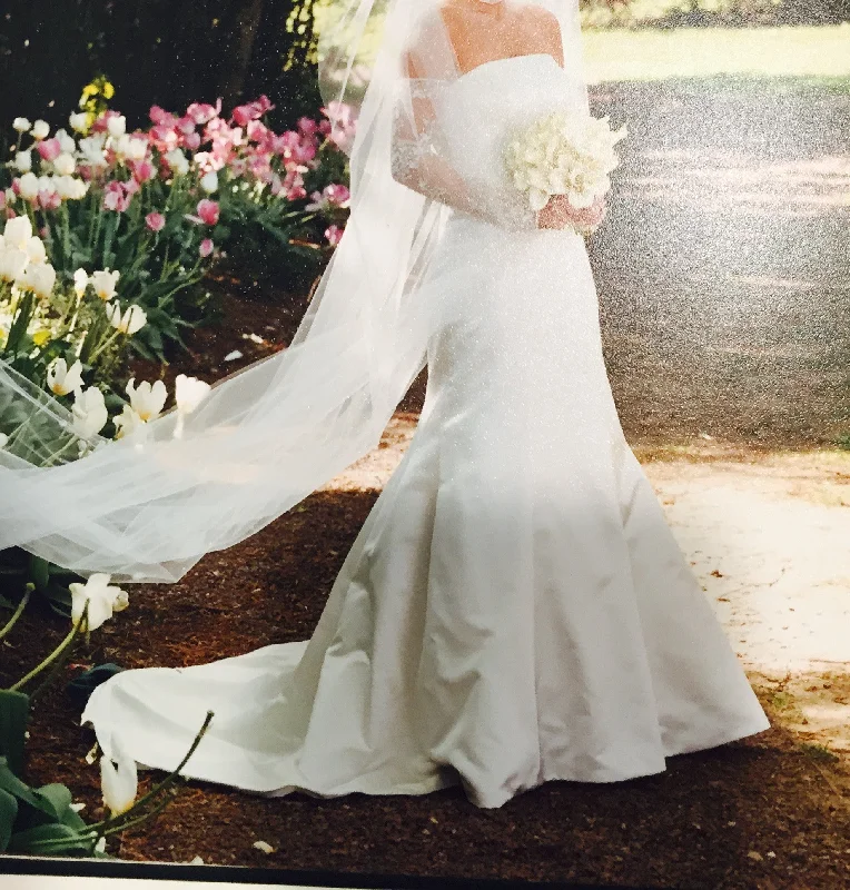 Vintage Inspired Tea Length Wedding Dresses with Embroidered FlowersAmsale Strapless Vintage Inspired Tea Length Wedding Dresses with Embroidered FlowersAmsale Strapless