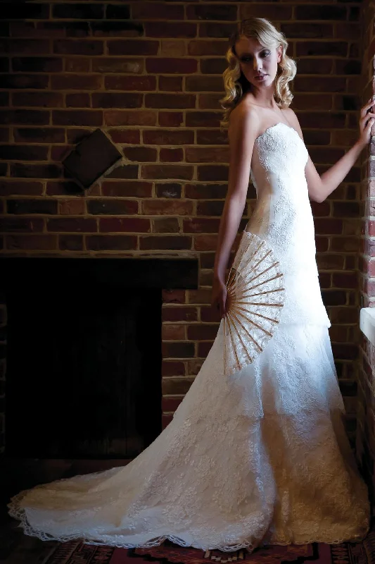 Sleeveless Wedding Dresses with Embroidered Neckline for an Elegant LookAugusta Jones Bell Sleeveless Wedding Dresses with Embroidered Neckline for an Elegant LookAugusta Jones Bell