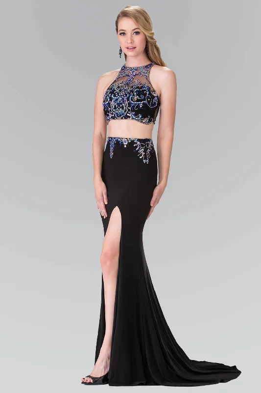 Party Dresses with Embroidered Paisley Patterns and Sequined Bodice for Ladies' Exotic and Glamorous LookProm 2 Piece Sexy Halter Evening Gown Party Dresses with Embroidered Paisley Patterns and Sequined Bodice for Ladies' Exotic and Glamorous LookProm 2 Piece Sexy Halter Evening Gown