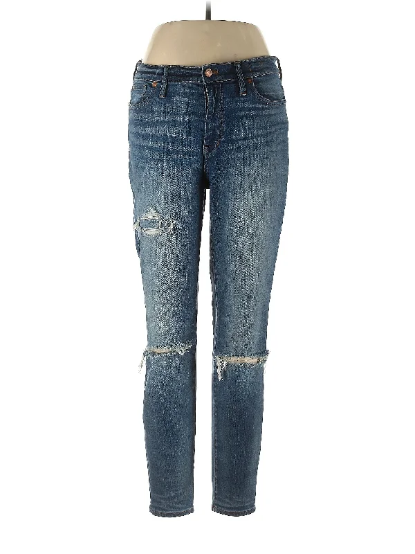 Denim jeans for a shopping spree while remaining comfortable on your feetHigh-Rise Skinny Jeans