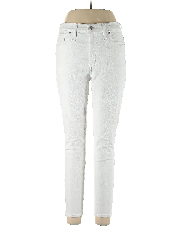 Denim jeans for a gardening task to protect against scratches and dirtHigh-Rise Skinny Jeans