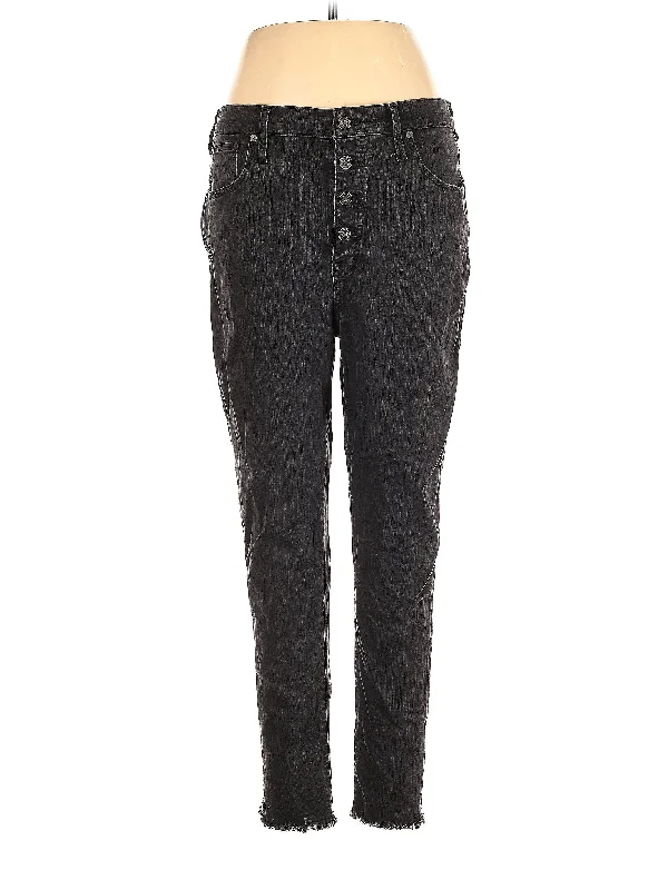 Denim jeans for a minimalist wardrobe as a versatile stapleHigh-Rise Skinny Jeans