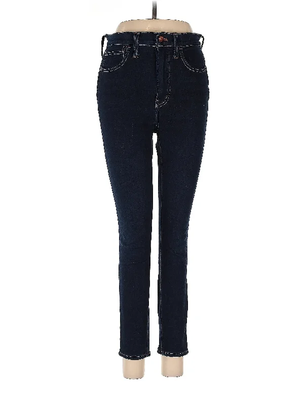 Denim jeans for a gothic - inspired look with black accents and edgy detailsHigh-Rise Skinny Jeans in Dark Wash