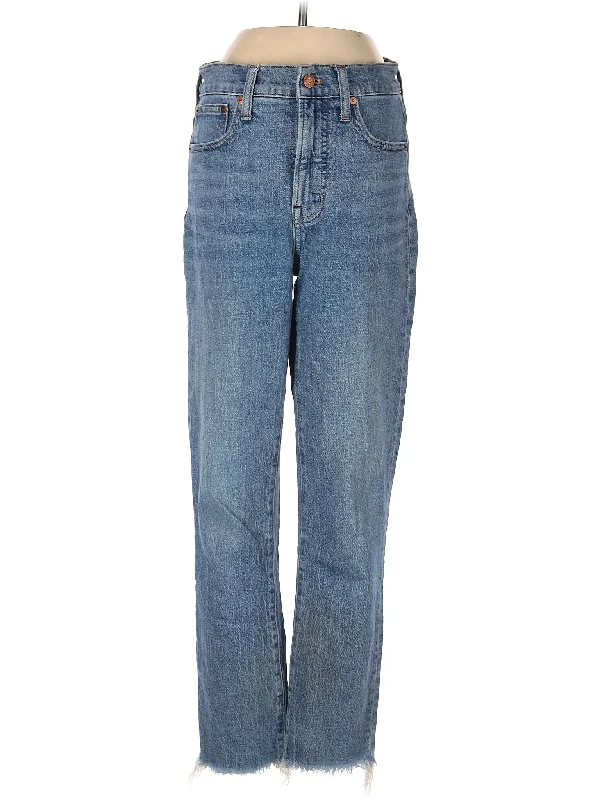 Side - slit denim jeans for added mobility and a modern and stylish lookHigh-Rise Straight-leg Jeans in Medium Wash