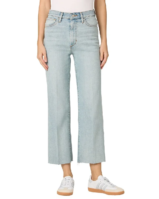 Low - rise denim jeans for a more youthful and daring styleJOE'S Jeans Pandora Wide Leg Crop Jean