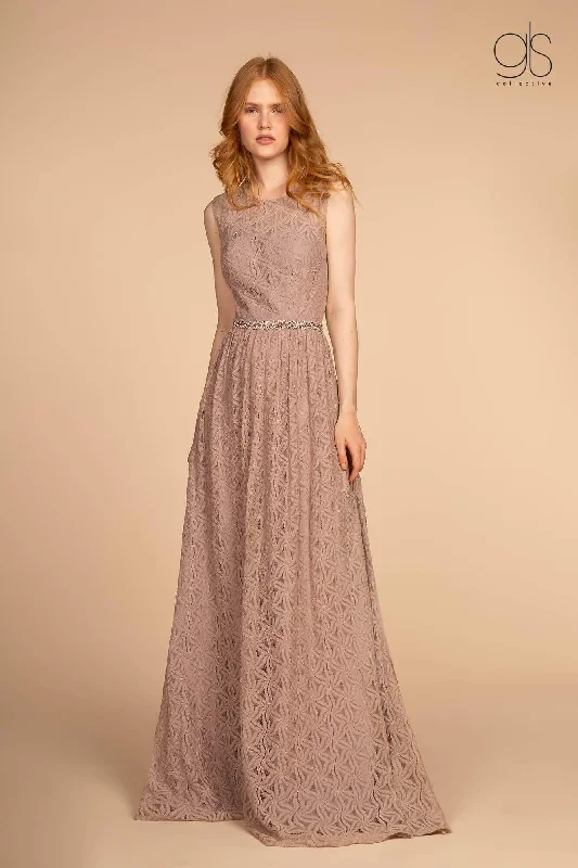 Tiered Party Dresses with Floral Applique for Ladies' Garden PartiesLong Lace Evening Formal Prom Dress Tiered Party Dresses with Floral Applique for Ladies' Garden PartiesLong Lace Evening Formal Prom Dress