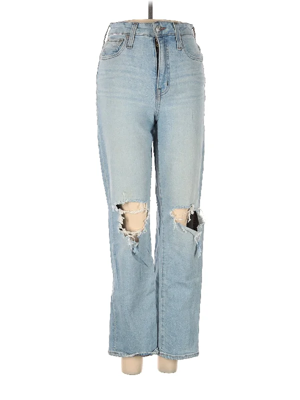 Light - wash denim jeans in a straight - leg silhouette for a fresh and summery feelLow-Rise Bootleg Jeans
