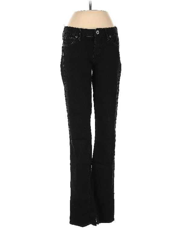 Denim jeans for curvy figures with a contoured fit to enhance curvesLow-Rise Bootleg Jeans