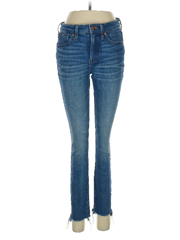 Celebrity - endorsed denim jeans popularized by famous personalitiesLow-Rise Skinny Jeans in Medium Wash