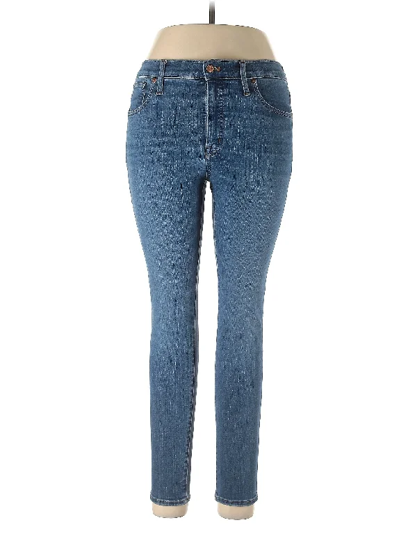 Loose - fit denim jeans for a laid - back and casual style suitable for everyday wearLow-Rise Skinny Jeans in Medium Wash