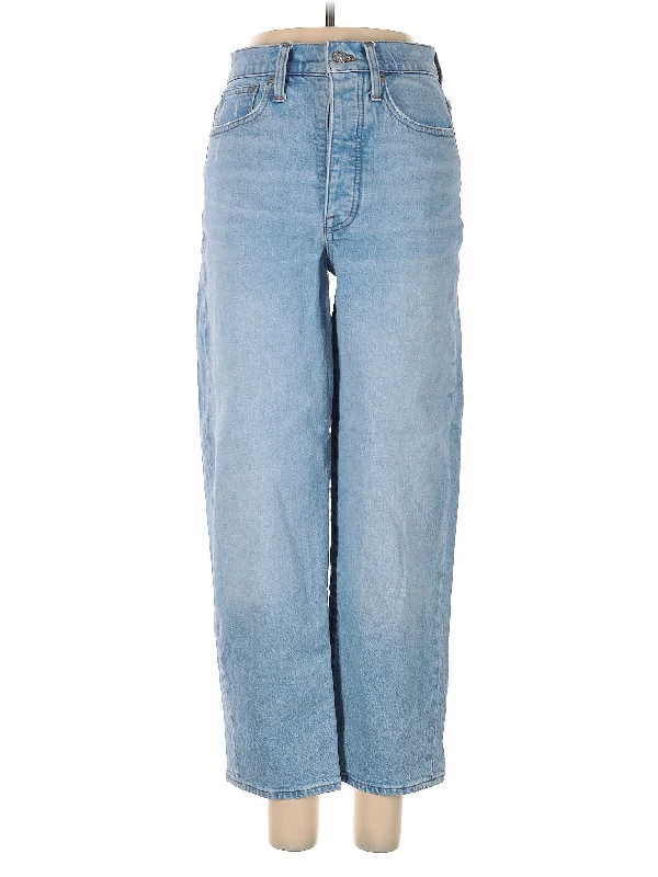 Denim jeans for a family gathering in a casual settingLow-Rise Wide-leg Jeans in Light Wash