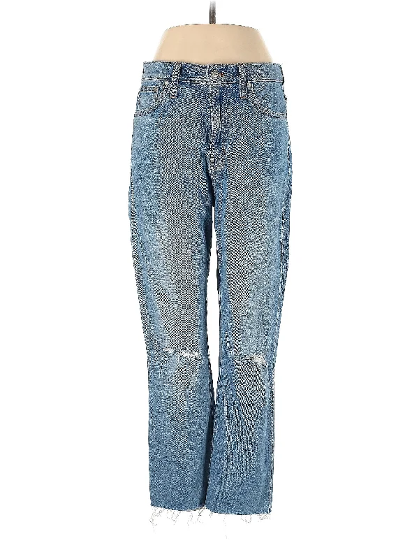 Lightweight denim jeans for warm seasons like summerMid-Rise Boyjeans Jeans in Light Wash