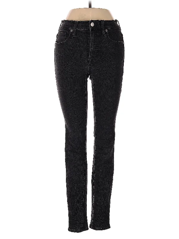 Light - wash denim jeans in a straight - leg silhouette for a fresh and summery feelMid-Rise Skinny Jeans in Dark Wash Light - wash denim jeans in a straight - leg silhouette for a fresh and summery feelMid-Rise Skinny Jeans in Dark Wash