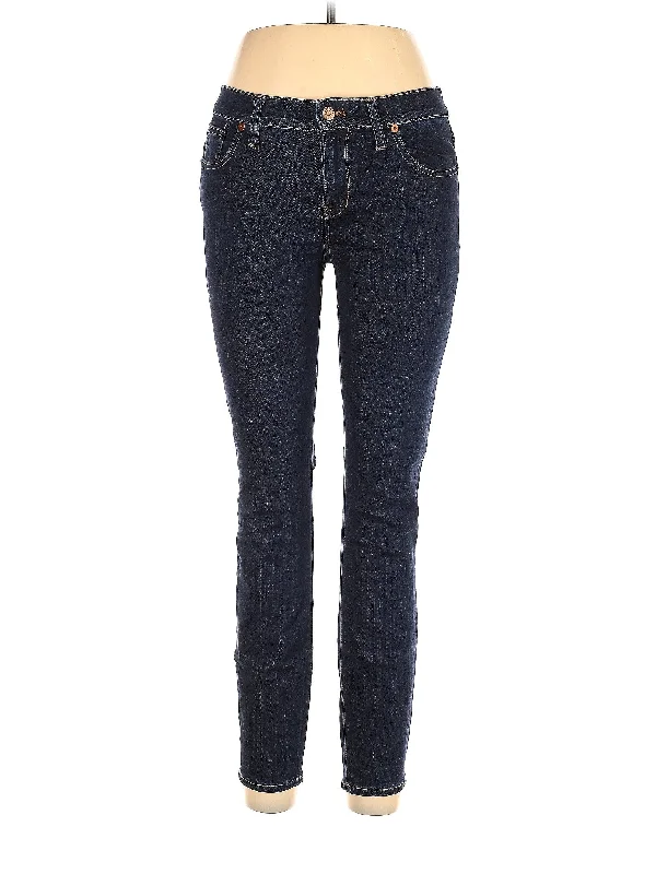 Denim jeans for a street - style look with bold accessoriesMid-Rise Skinny Jeans in Dark Wash