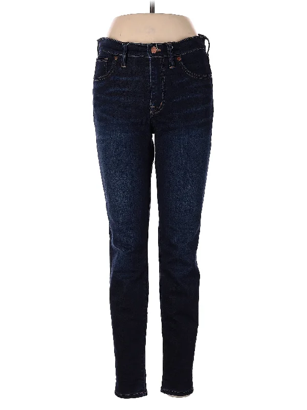 Denim jeans for a wedding as a guest in a more casual weddingMid-Rise Skinny Jeans in Dark Wash Denim jeans for a wedding as a guest in a more casual weddingMid-Rise Skinny Jeans in Dark Wash