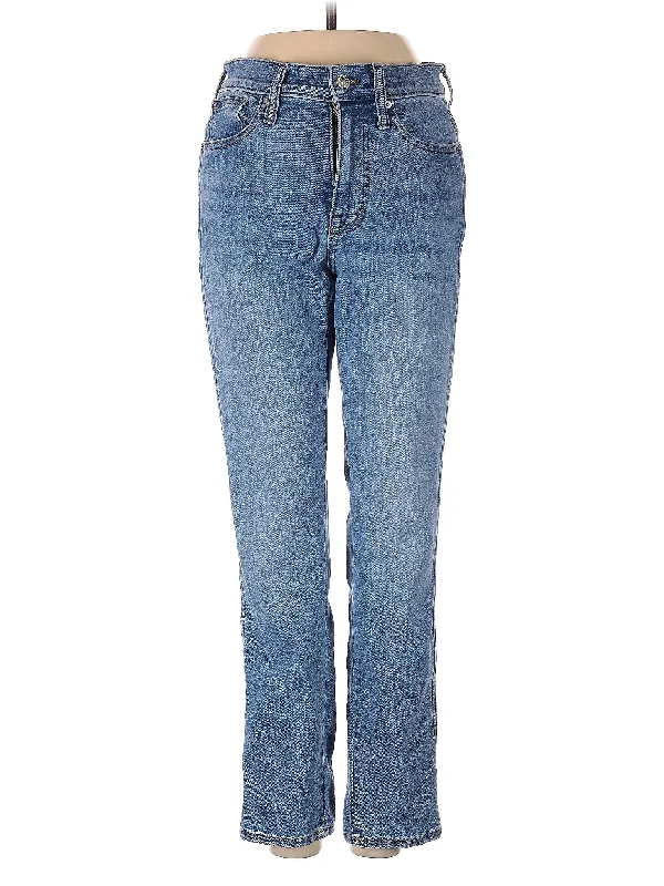 Denim jeans with a front - pocket zipper for added securityMid-Rise Straight-leg Jeans in Medium Wash