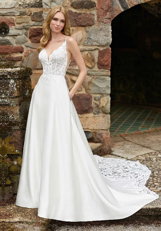 Bohemian Style Lace Wedding Dresses with Bell Sleeves for Outdoor WeddingsMorilee 5945 - Size 12 Bohemian Style Lace Wedding Dresses with Bell Sleeves for Outdoor WeddingsMorilee 5945 - Size 12