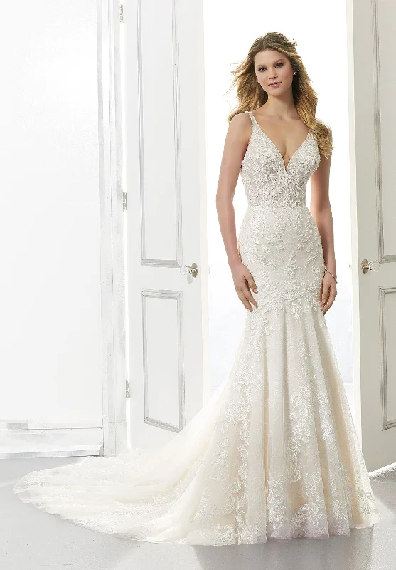 Tulle Wedding Dresses with Beaded Waistband and Multiple Layers for a Graceful LookMorilee Aria - Size 14 Tulle Wedding Dresses with Beaded Waistband and Multiple Layers for a Graceful LookMorilee Aria - Size 14
