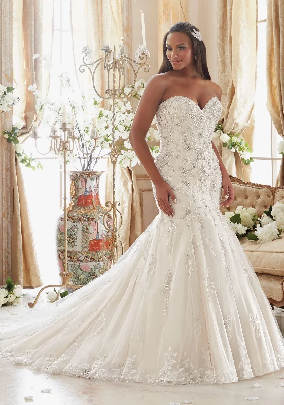 A Line Satin Wedding Dresses with Lace Appliques for Slim LadiesMorilee Julietta 3205 - Size 22 A Line Satin Wedding Dresses with Lace Appliques for Slim LadiesMorilee Julietta 3205 - Size 22