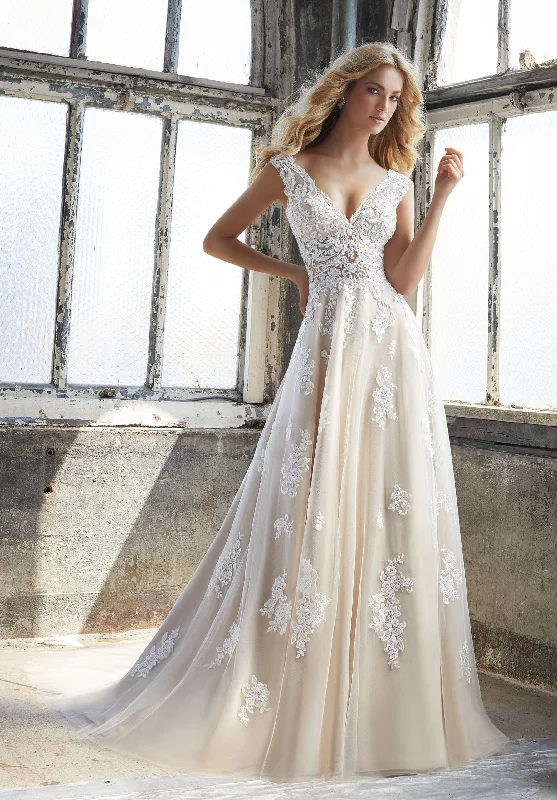 Embroidered Wedding Dresses with Metallic Thread for a Luxurious FeelMorilee Kennedy 8206 - Size 16 Embroidered Wedding Dresses with Metallic Thread for a Luxurious FeelMorilee Kennedy 8206 - Size 16