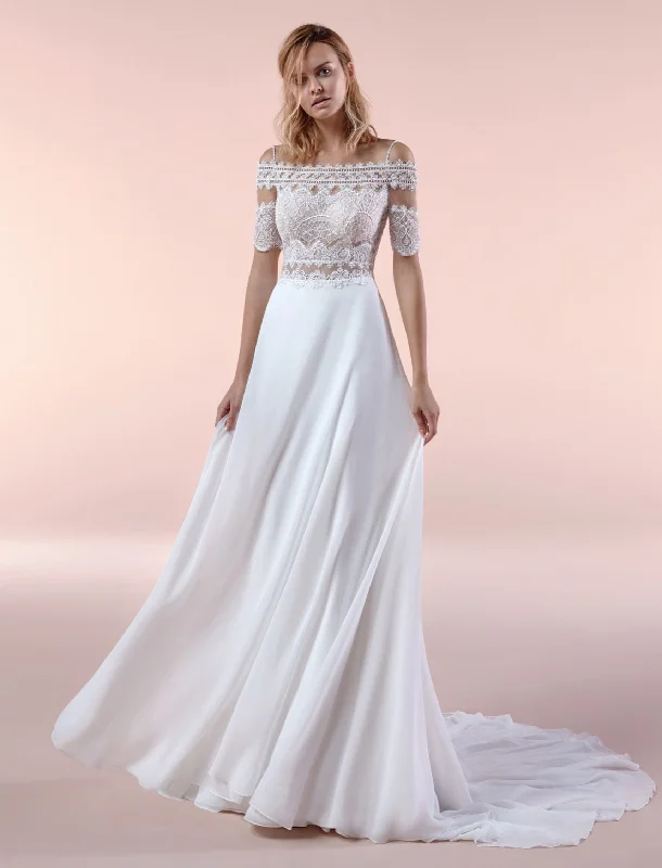 Long Train Wedding Dresses with Crystal Buttons and Lace Trim for a Grand EntranceNicole Spose BCA2009 - Size 10 Long Train Wedding Dresses with Crystal Buttons and Lace Trim for a Grand EntranceNicole Spose BCA2009 - Size 10