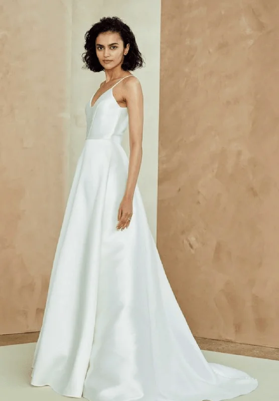 Wedding Dresses with High Low Sheer Skirt and Embroidered Birds and Sequined Floral Motifs for a Nature Inspired and Dramatic LookNouvelle Amsale Celeste - Size 14 Wedding Dresses with High Low Sheer Skirt and Embroidered Birds and Sequined Floral Motifs for a Nature Inspired and Dramatic LookNouvelle Amsale Celeste - Size 14