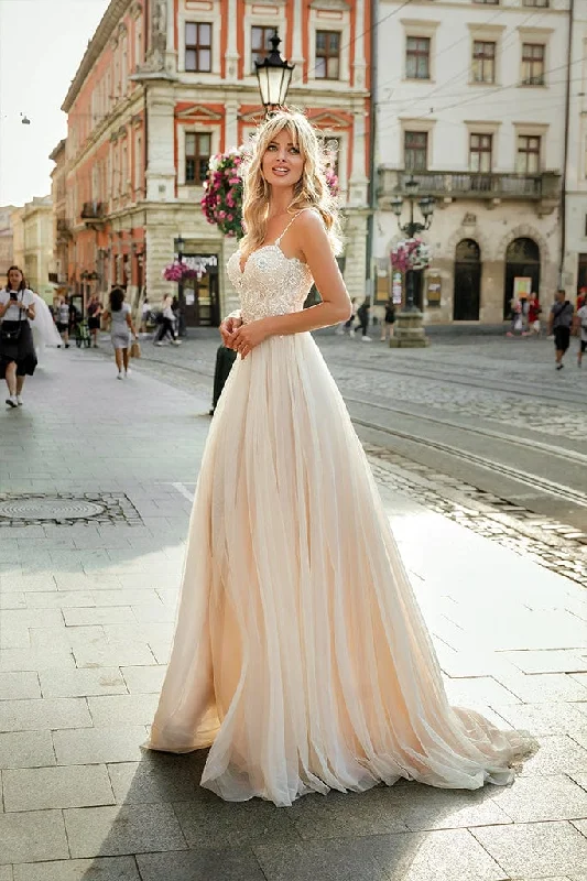 A Line Satin Wedding Dresses with Lace Appliques for Slim LadiesOksana Mukha Barb - Size 8 A Line Satin Wedding Dresses with Lace Appliques for Slim LadiesOksana Mukha Barb - Size 8