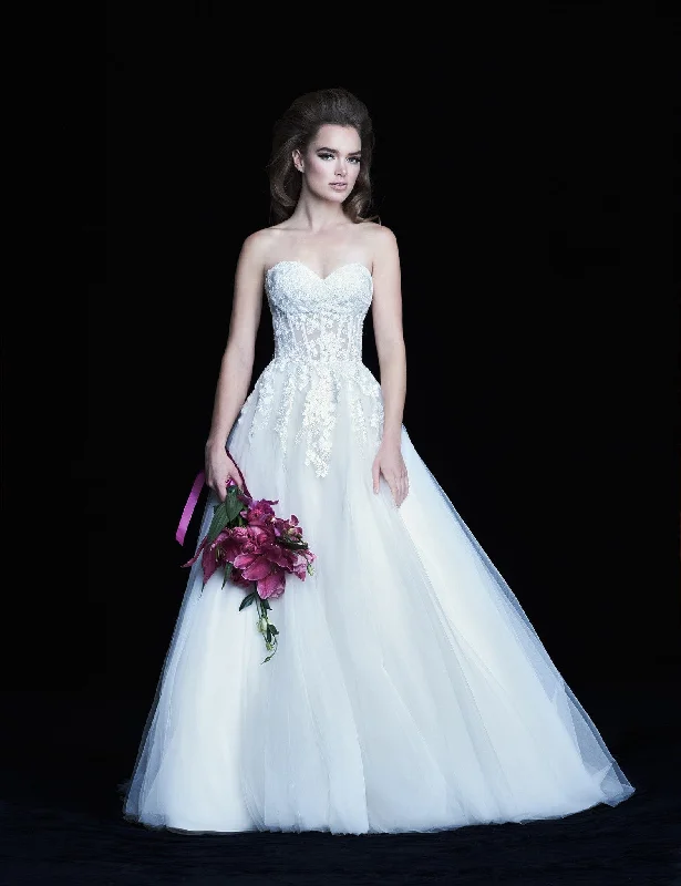 Organza Wedding Dresses with Sparkly Appliques and Beaded Waist for a Fairy Tale LookPaloma Blanca 4759 - Size 10 Organza Wedding Dresses with Sparkly Appliques and Beaded Waist for a Fairy Tale LookPaloma Blanca 4759 - Size 10