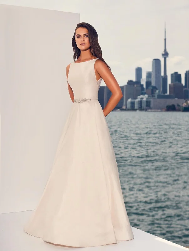 Wedding Dresses with Tulle Overlay and Beaded Bodice and High Low Hem and Embroidered Birds for a Dramatic and Graceful LookPaloma Blanca 4827 - Size 12 Wedding Dresses with Tulle Overlay and Beaded Bodice and High Low Hem and Embroidered Birds for a Dramatic and Graceful LookPaloma Blanca 4827 - Size 12