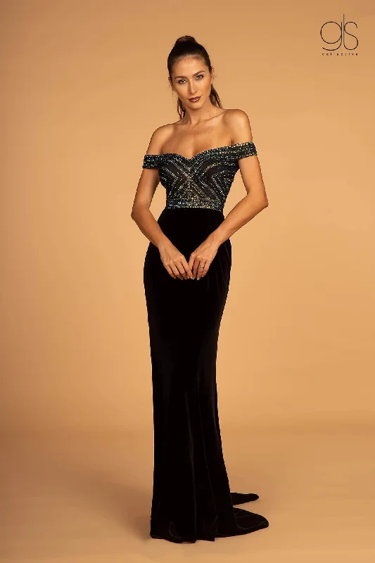 Party Dresses with Lace Insertions on the Skirt and Beaded Waistband for Ladies' Feminine and Glamorous LookProm Long Dress Off the Shoulder Velvet Evening Gown Party Dresses with Lace Insertions on the Skirt and Beaded Waistband for Ladies' Feminine and Glamorous LookProm Long Dress Off the Shoulder Velvet Evening Gown