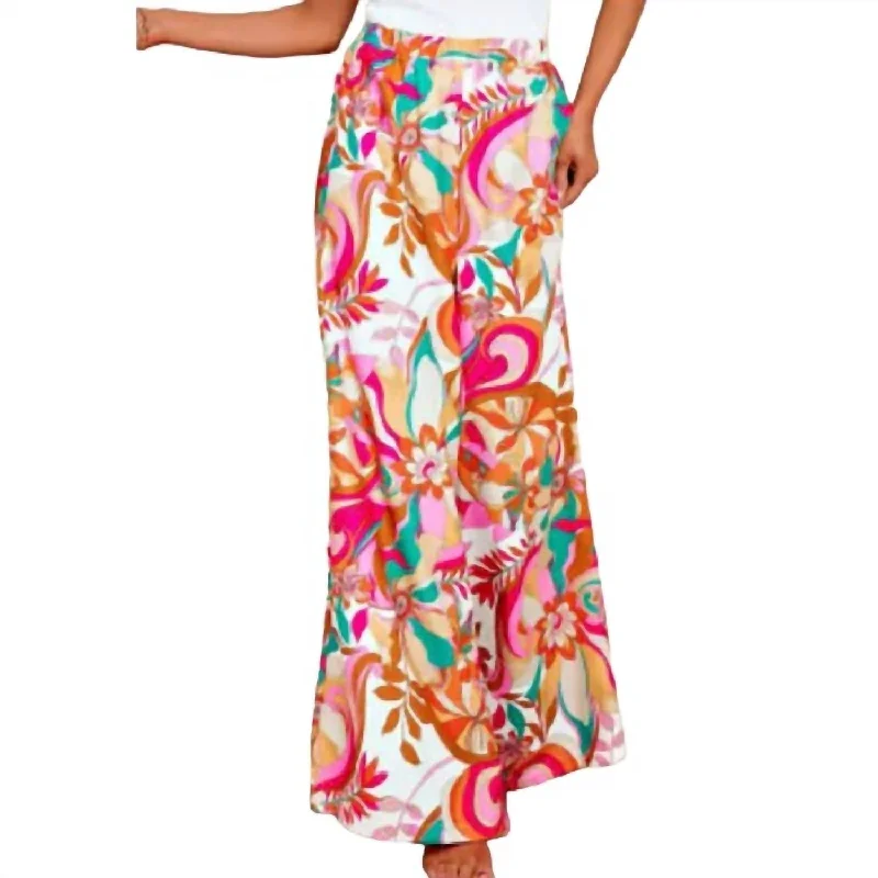Pleated wide leg jeans for women in a formal and trendy styleFloral Print Wide Pants In Pink