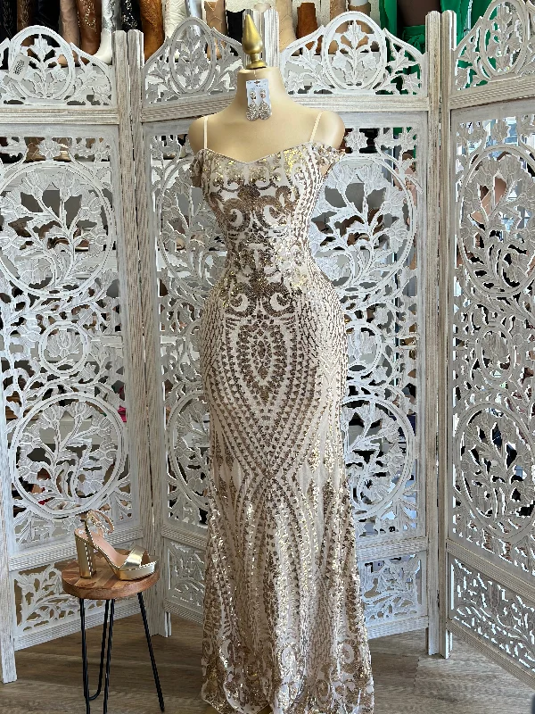 Party Dresses with Metallic Studs and Leather Trim for Ladies' Edgy and Rocker LookGold and White Sequin Design Gown