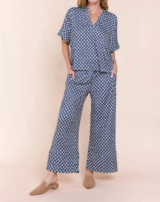 Linen pants for women in a breathable materialJersey Knit Pull-On Pant In Rhombas Blue