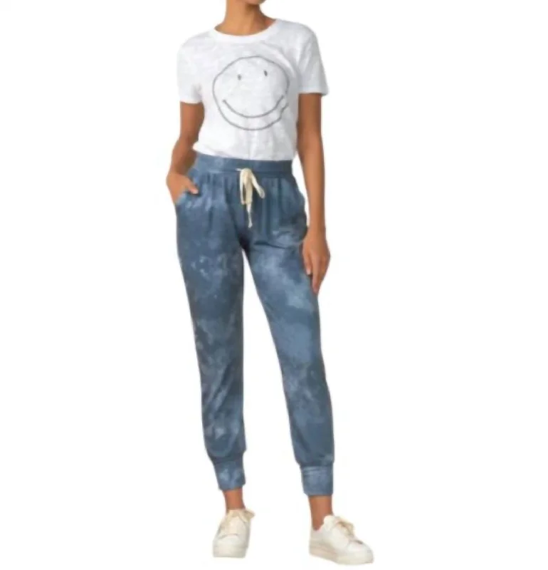 Bootcut dress pants for women in a formal and stylish lookJogger Pants With Tie In Blue
