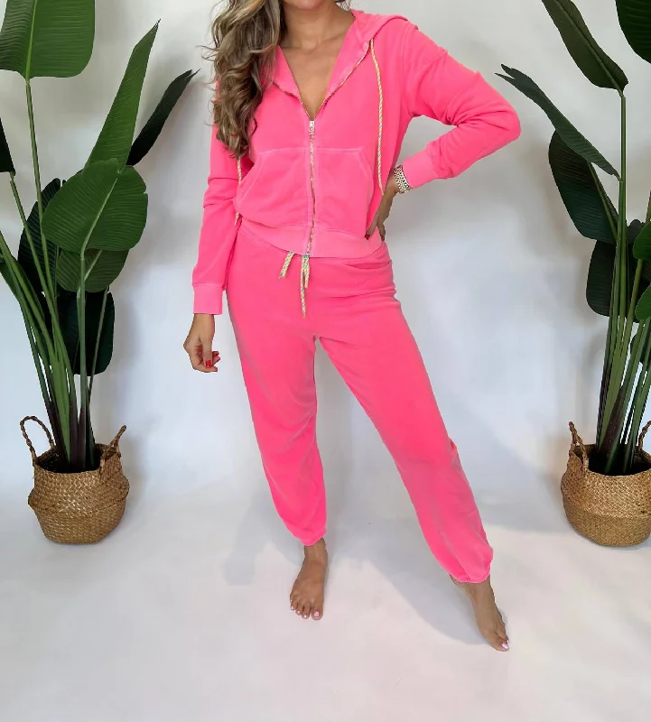 Striped wide leg jeans for women in a bold and trendy styleJogger With Rainbow Cord In Pink