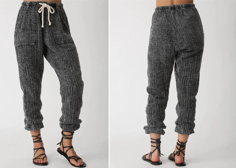 Recycled fabric pants for women in an eco - friendly and sustainable styleLauren Gauze Pant In Acid Onyx
