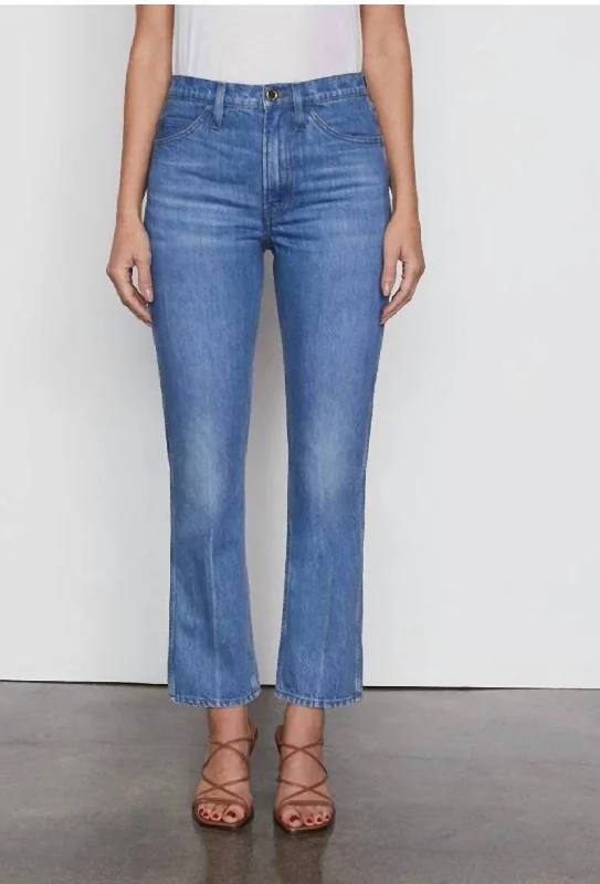 Drawstring wide leg pants for women in a casual and relaxed styleLe Italien Straight Leg Jeans In Pure Blue