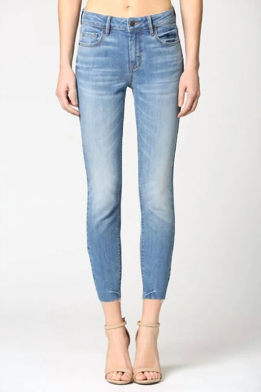 Flowy wide leg maxi pants for women in a beachy and romantic styleMedium Wash Raw Hem Jean In Blue