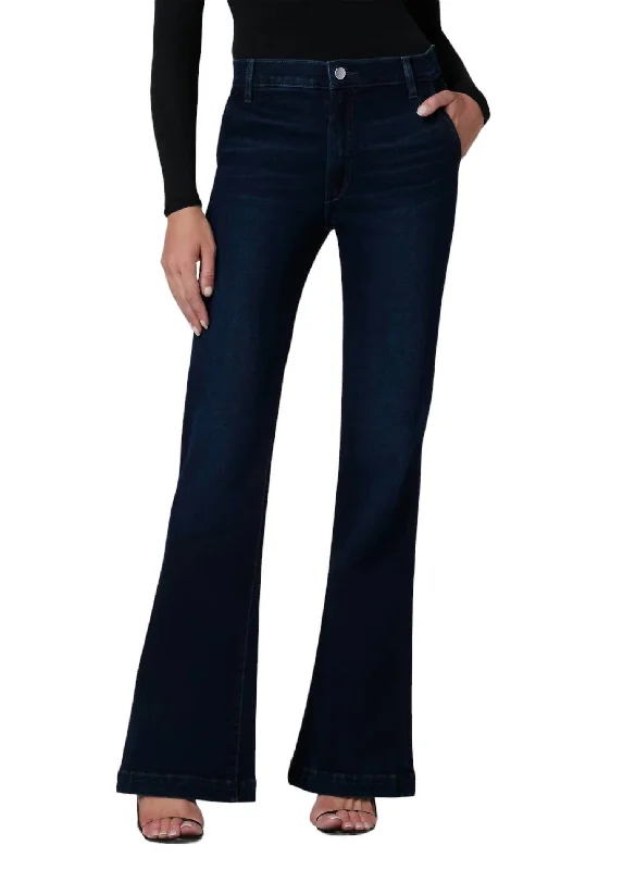 Drawstring jogger pants for women in a casual sporty lookMolly Trouser In Wink