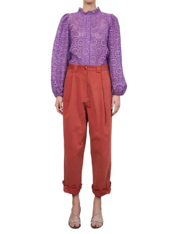 Cuffed wide leg jeans for women in a stylish and neat lookSaja Wide Leg Pants In Rust