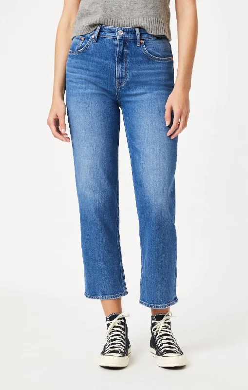 Culottes with side pockets for women in a functional and stylish styleSavannah Mid Brushed Straight Leg Jean In Blue