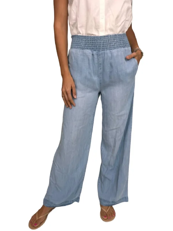 High waisted cargo pants with drawstring for women in a practical and adjustable styleWide Leg Pants In Caribbean Wash