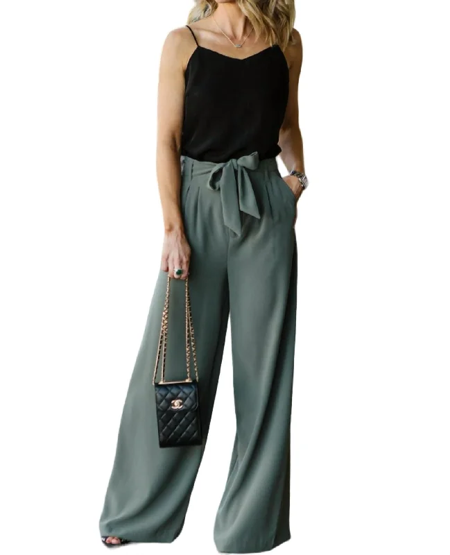 Paisley patterned pants for women in an elegant styleWide Stride Tie Waist Trouser In Green Paisley patterned pants for women in an elegant styleWide Stride Tie Waist Trouser In Green