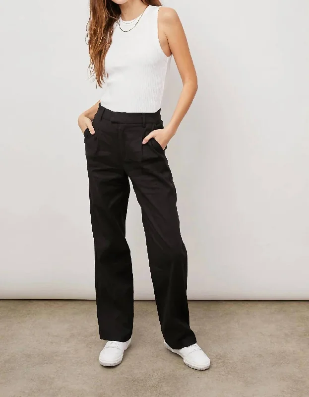 Drawstring jogger pants for women in a casual sporty lookWomen's Marnie Pant In Black Drawstring jogger pants for women in a casual sporty lookWomen's Marnie Pant In Black