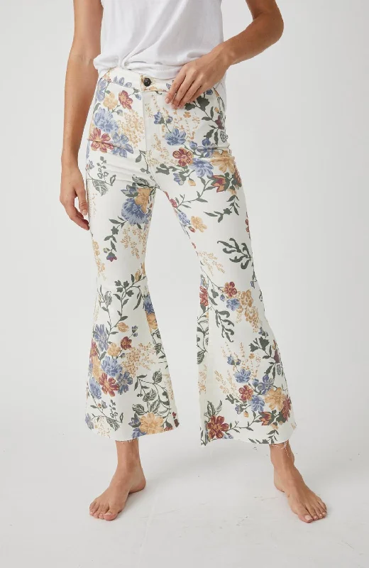 Cuffed wide leg jeans for women in a stylish and neat lookYouthquake Printed Crop Flare Jeans In Ivor Combo