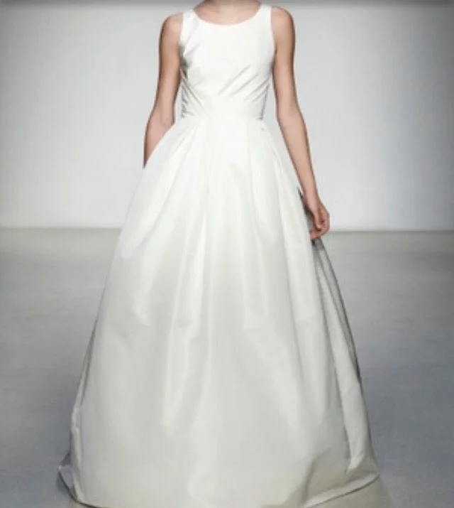 Wedding Dresses with Tiered Skirts and Bow Accents for a Girly AppealAmsale Astor